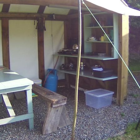 Mill Haven Place Glamping-Yurt 2 Haverfordwest Bagian luar foto