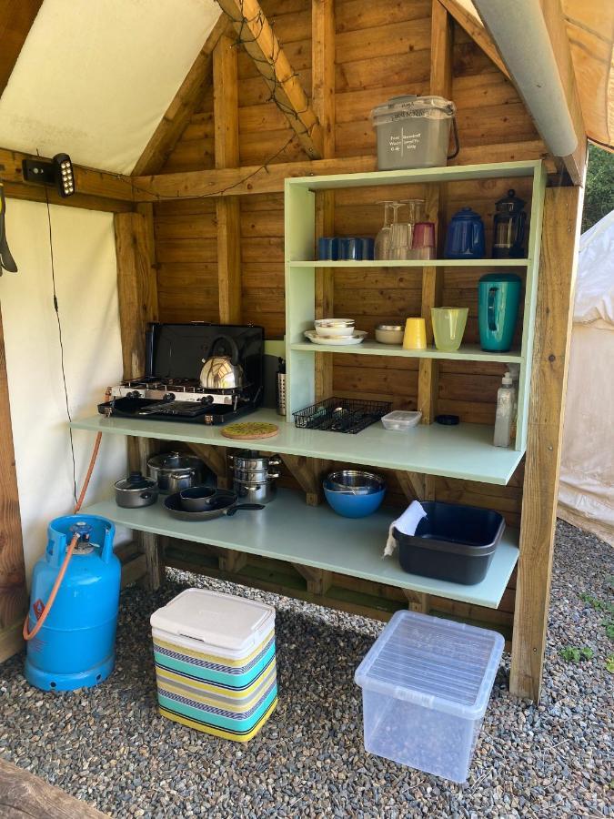 Mill Haven Place Glamping-Yurt 2 Haverfordwest Bagian luar foto